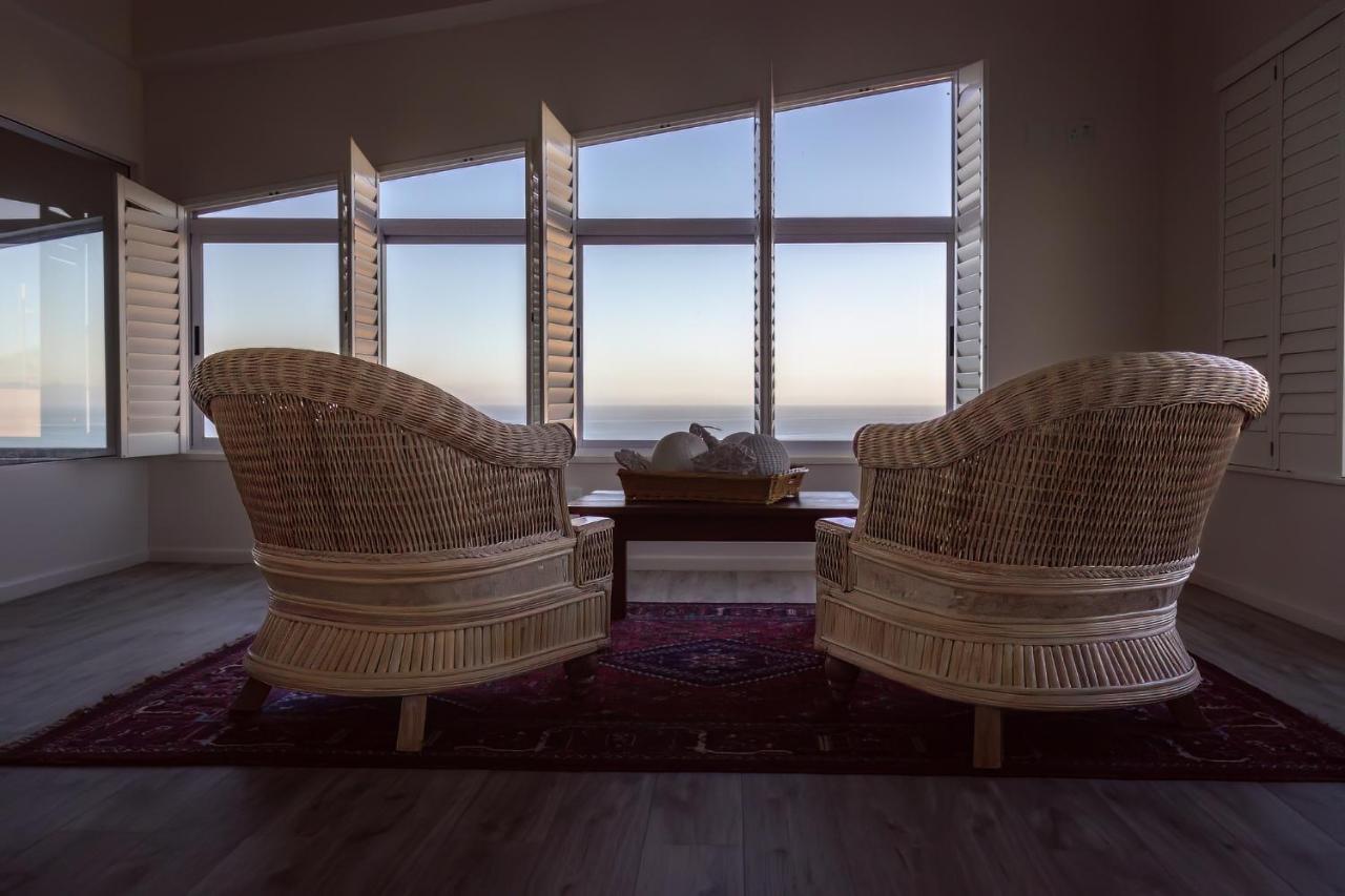 Beach Club Self Catering Apartments Mossel Bay Extérieur photo
